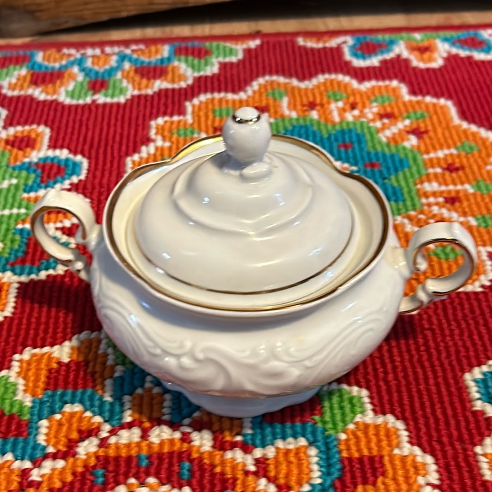 Vintage Wawel Casa Oro China Sugar Dish EUC